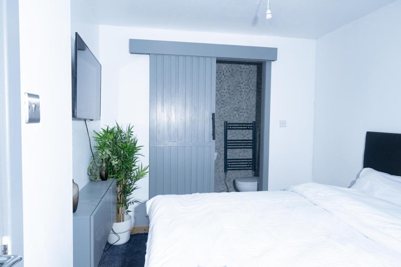 Double Room Oasis Stepps Εξωτερικό φωτογραφία