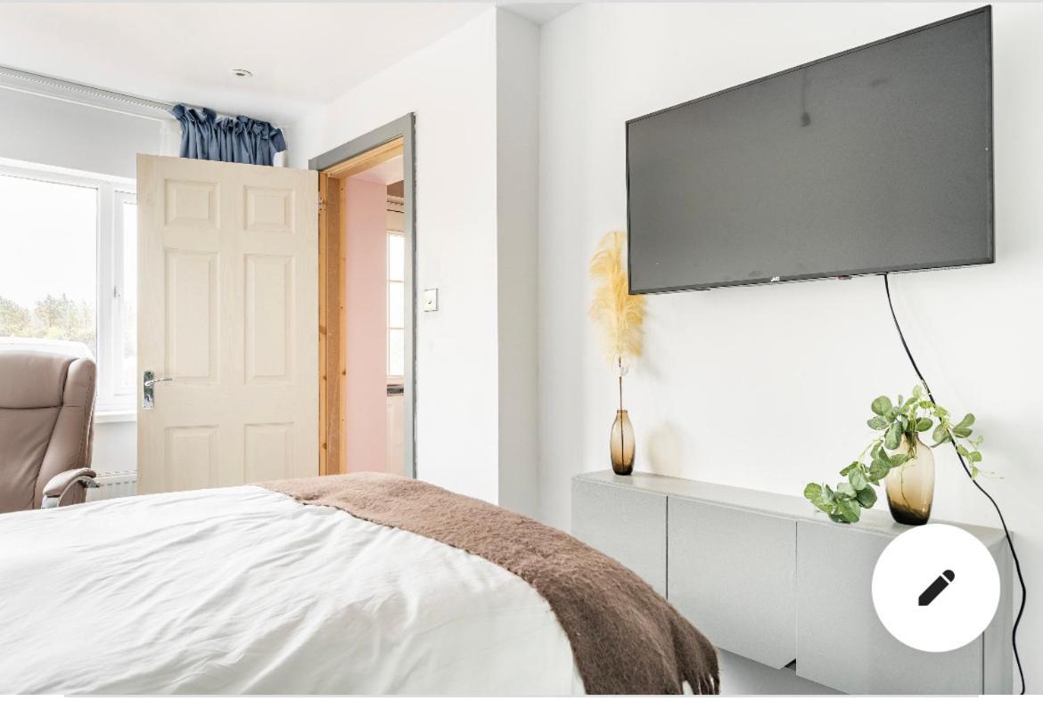 Double Room Oasis Stepps Εξωτερικό φωτογραφία