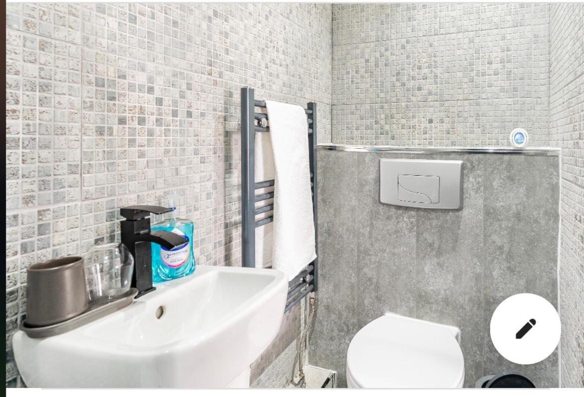 Double Room Oasis Stepps Εξωτερικό φωτογραφία