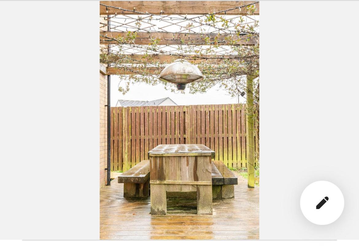 Double Room Oasis Stepps Εξωτερικό φωτογραφία